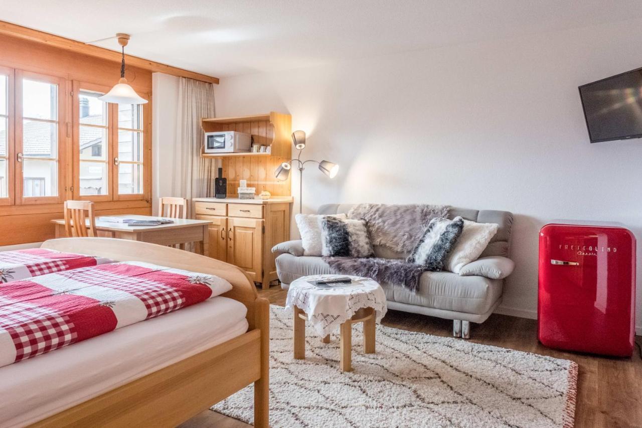 Studio Burgfeld - Griwa Rent Ag Beatenberg Bagian luar foto